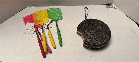 Extending Fly Swatters & Vintage Amico Radio