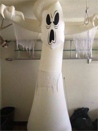 Halloween Inflatable Ghost over 8Ft Tall