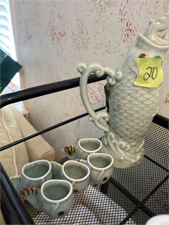 Vintage Chinese Craftsmes Porcelain Sake Decanter Set
