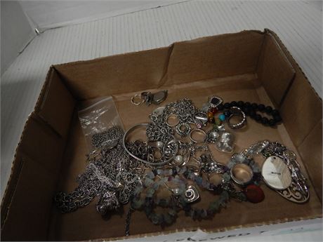 Lot of Jewelry