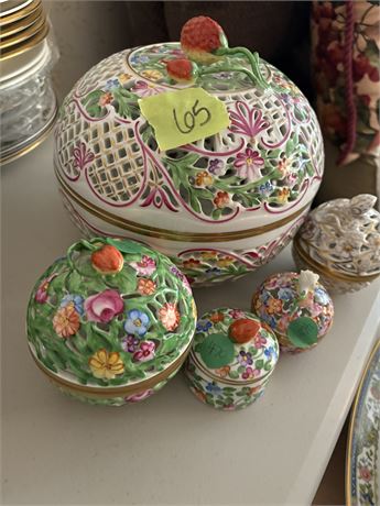 Herend Porcelain Floral Pottery