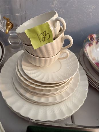 Spode Dinnerware, Chelsea Wicker