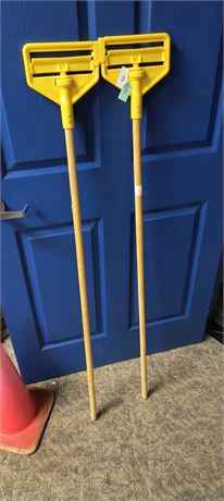 Rubbermaid Wood Mop Handle