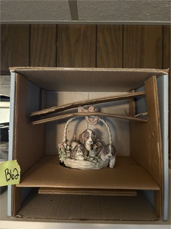 Lladro Figurine