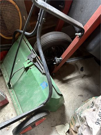 Lawn Spreader