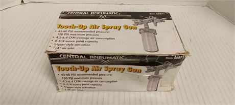 Central Pneumatic Touch-Up Air Spray Gun