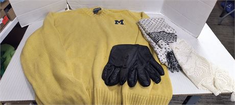Land's End Sweater Size Medium. & More