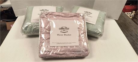 The Connecticut Home Throw Blankets