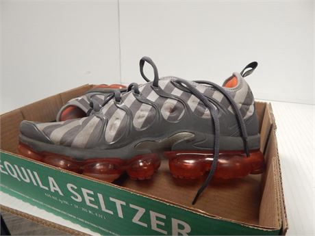 Nike Air max Tennis Shoes