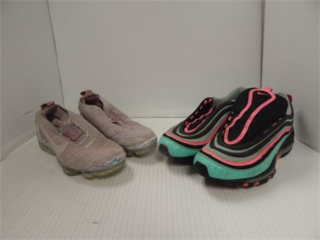 Nike Tennis Shoes. Size 10 & Lock Promax Tennis Shoes