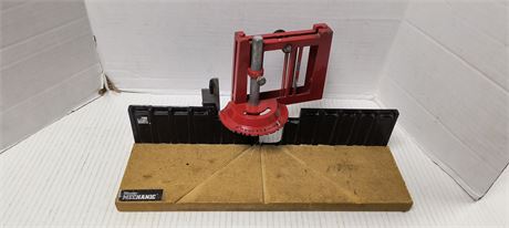 Master Mechanics Miter Box Saw