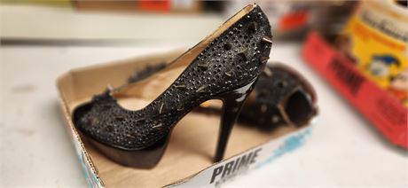 Womens Shoes