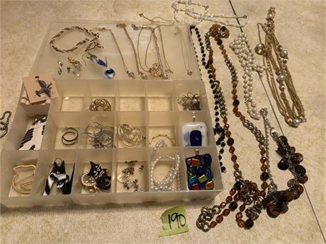 Jewelry Lot (Photo Added with Marking)