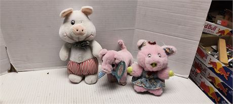 Lot Of Plush Pigs