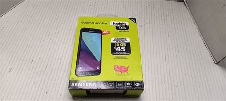 Samsung Straight Talk Cellphone