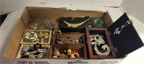Flat Of Jewelry