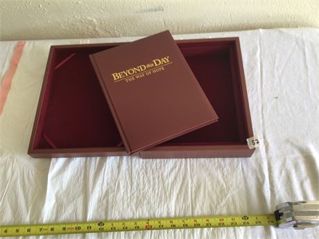 Beautiful Keepsake Tribute Book for the Loss of A Loved One