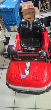 Battery Operated SUV Car. No Battery Or Charger
