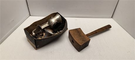 Vintage Griswold Cast Iron Meat Grinder & Wood Mallet