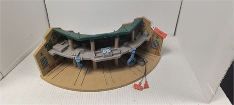 Fisher Price Thomas & Friends Wooden Railway Tidmouth Shed