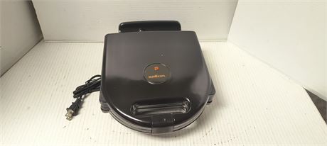Salton Waffle Maker
