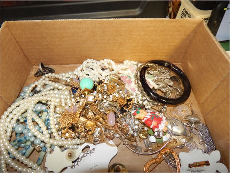 Lot of Jewelry
