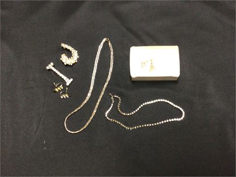 Vintage Jewelry: Hair Pin, Earrings, 2 Necklaces