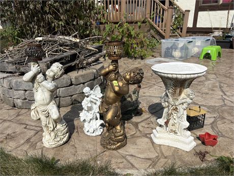 Garden Decor and Birdbath