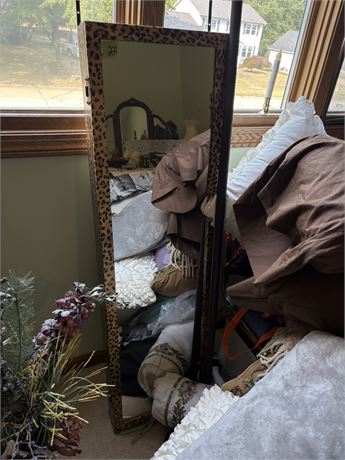 Door Hanging Mirror Jewelry Box