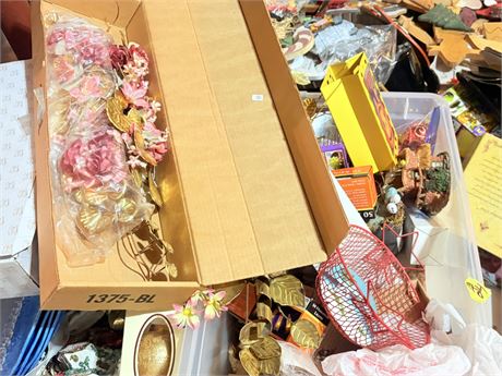 Decor Tote Lot