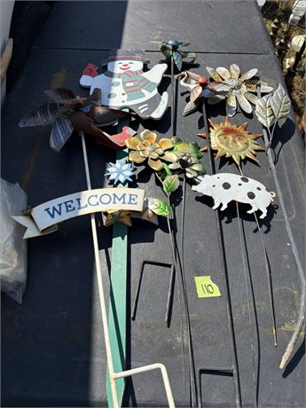 Garden Decor