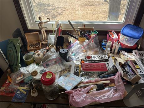 Misc Desk Lot, Art Supplies