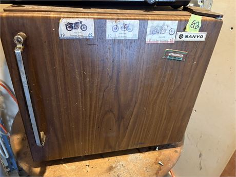 Mini Fridge