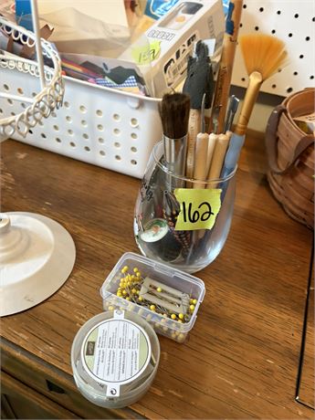 Craft Brushes, Pins