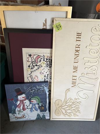 Holiday Wall Decor
