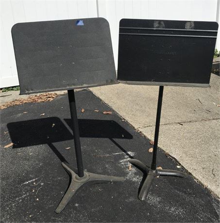 2 Sheet Music Stands