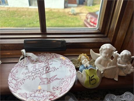 Angels and Plate Decor