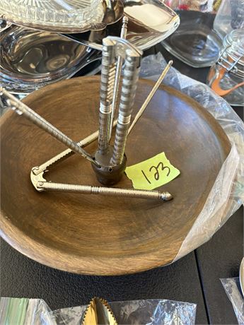 Walnut Crackers and Bowl