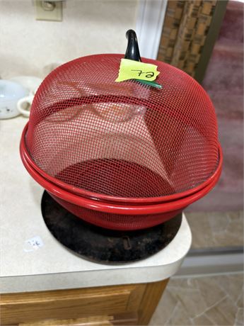 Apple Basket, Metal Piece
