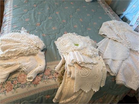 Vintage Lace and Crochet Doilies, Tablecloths