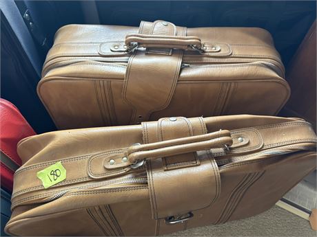 Vintage Luggage Set