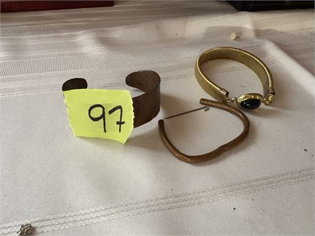 Jewelry, Bracelets