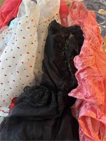 Vintage Slips, Bras, Lingerie