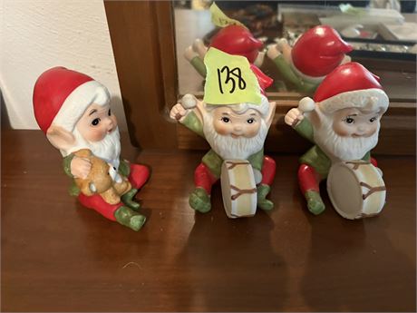 Figurines