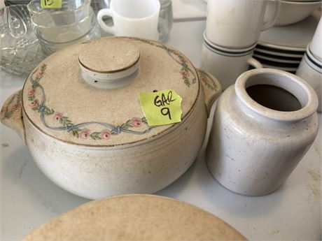 Hall's Kitchenware