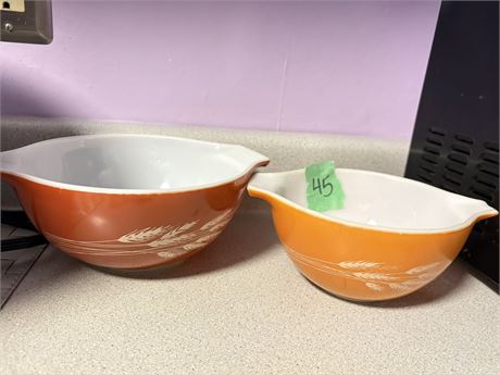 Pyrex Bowls