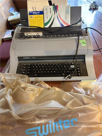 Swintec 7000 Typewriter