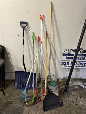 Lawn and Garden Utensils