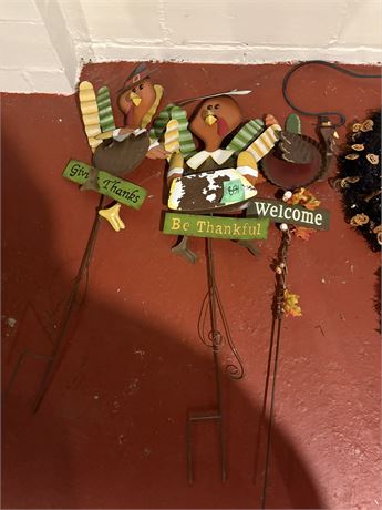Thanksgiving Decor