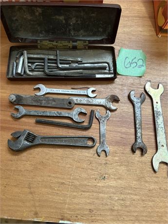 Antique Wrenches